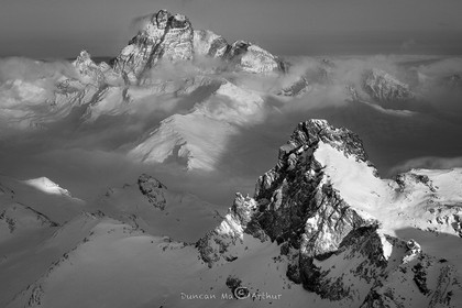 La tête des Toillies et le mont Viso vus du ciel© Duncan MacArthur